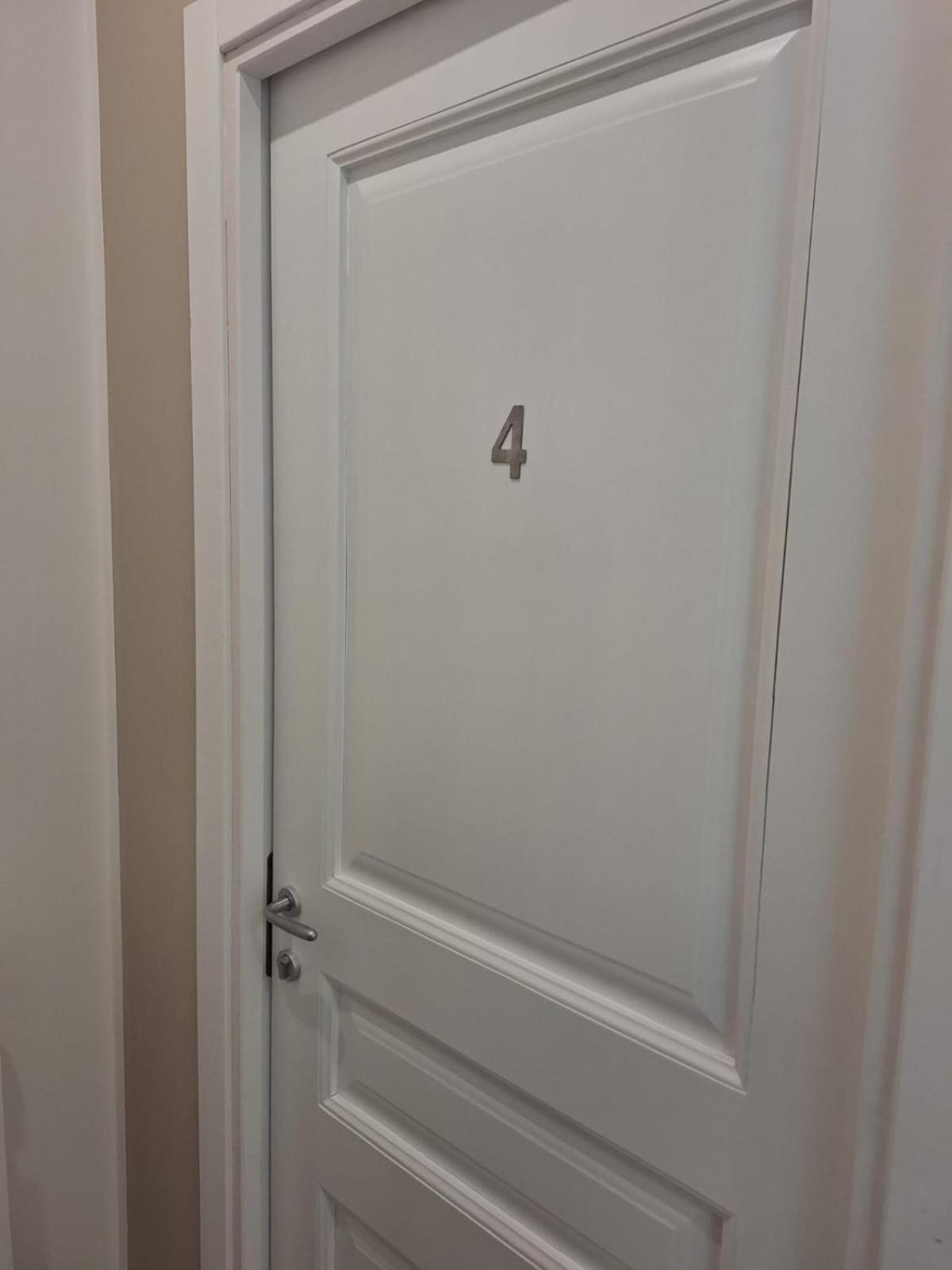 Bed E Suite Domar Brindisi Bagian luar foto