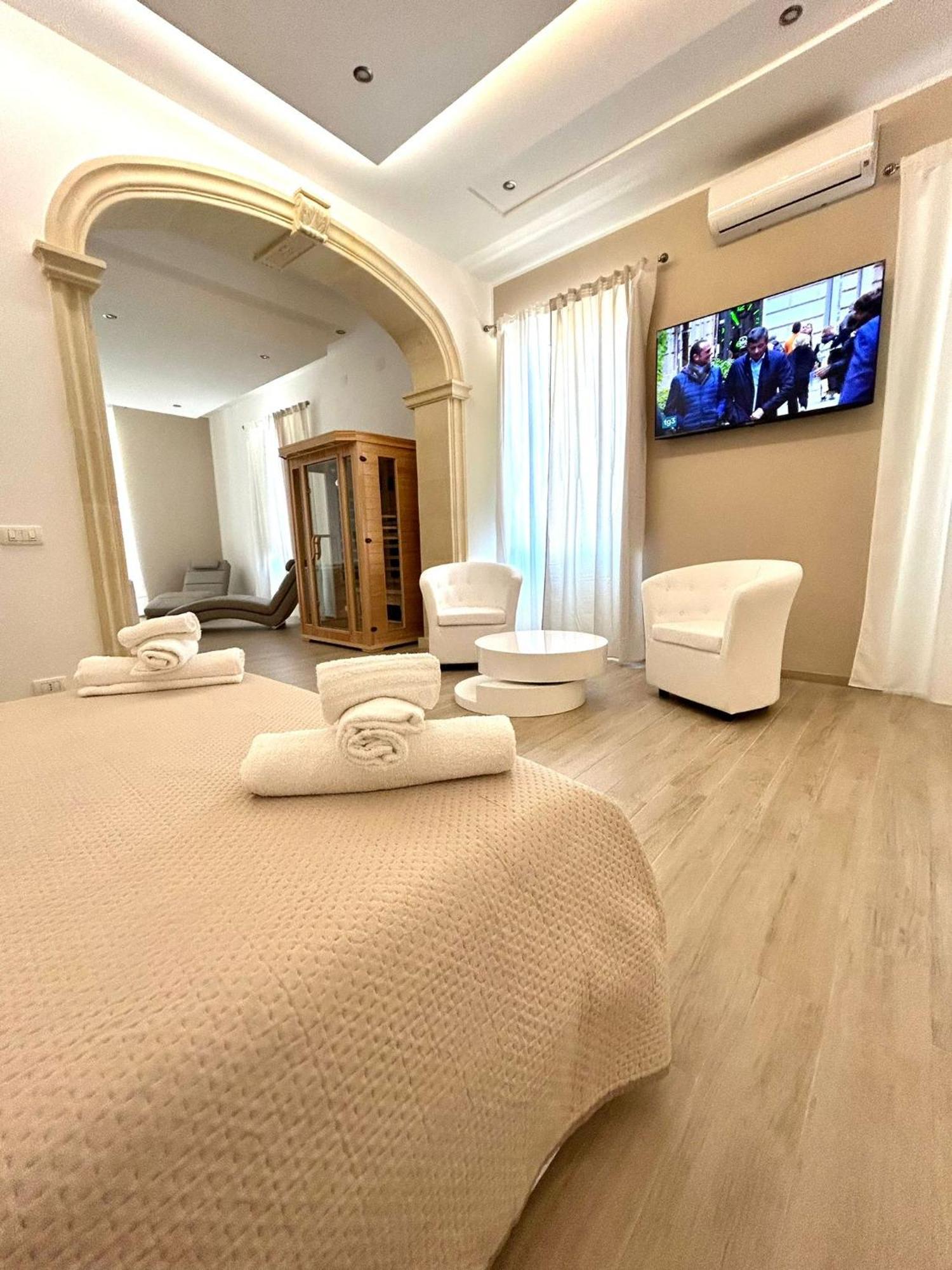 Bed E Suite Domar Brindisi Bagian luar foto